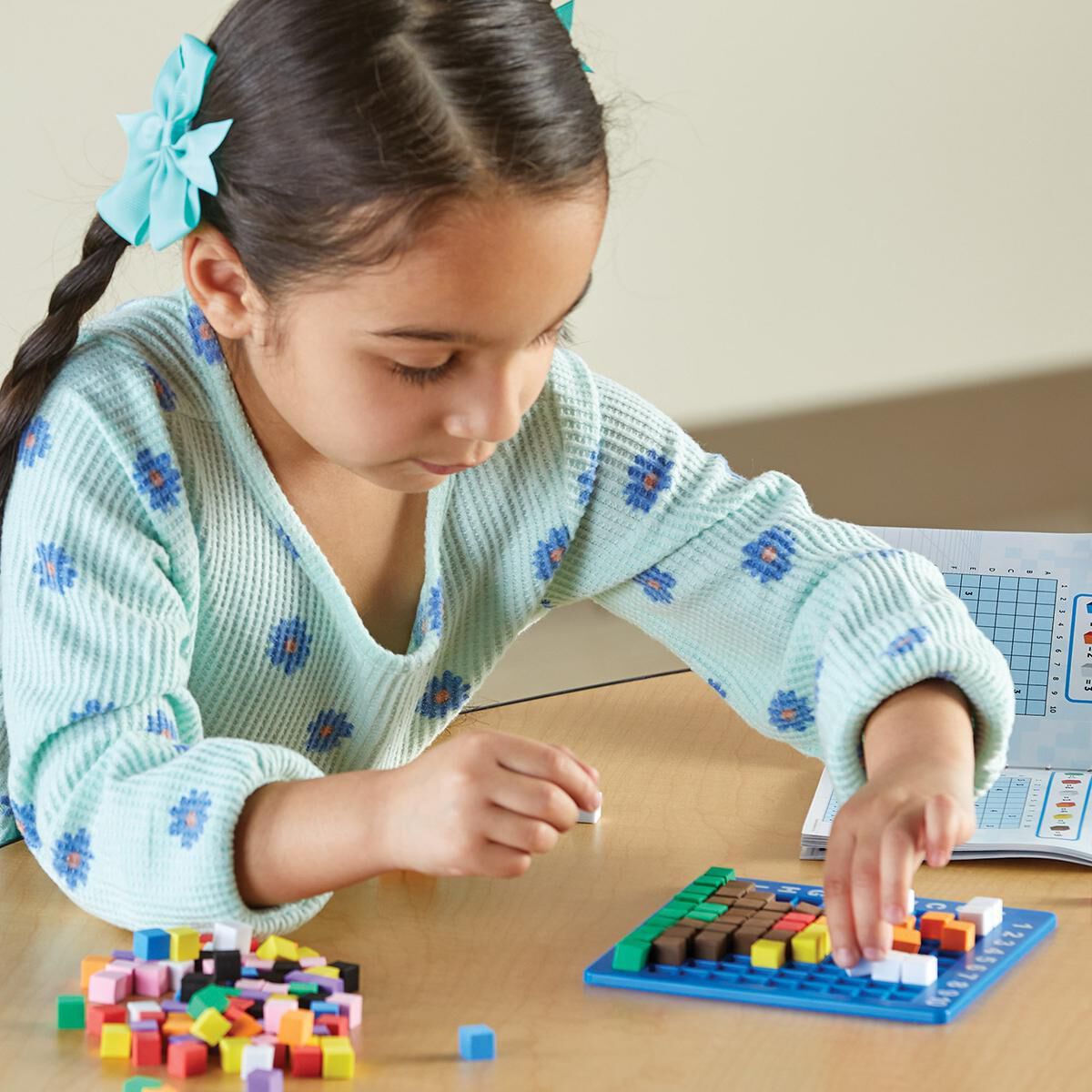 ピクセル 一度遊ぶと熱中する懐かしいお絵かきボードDivoom PIXEL FACTORY