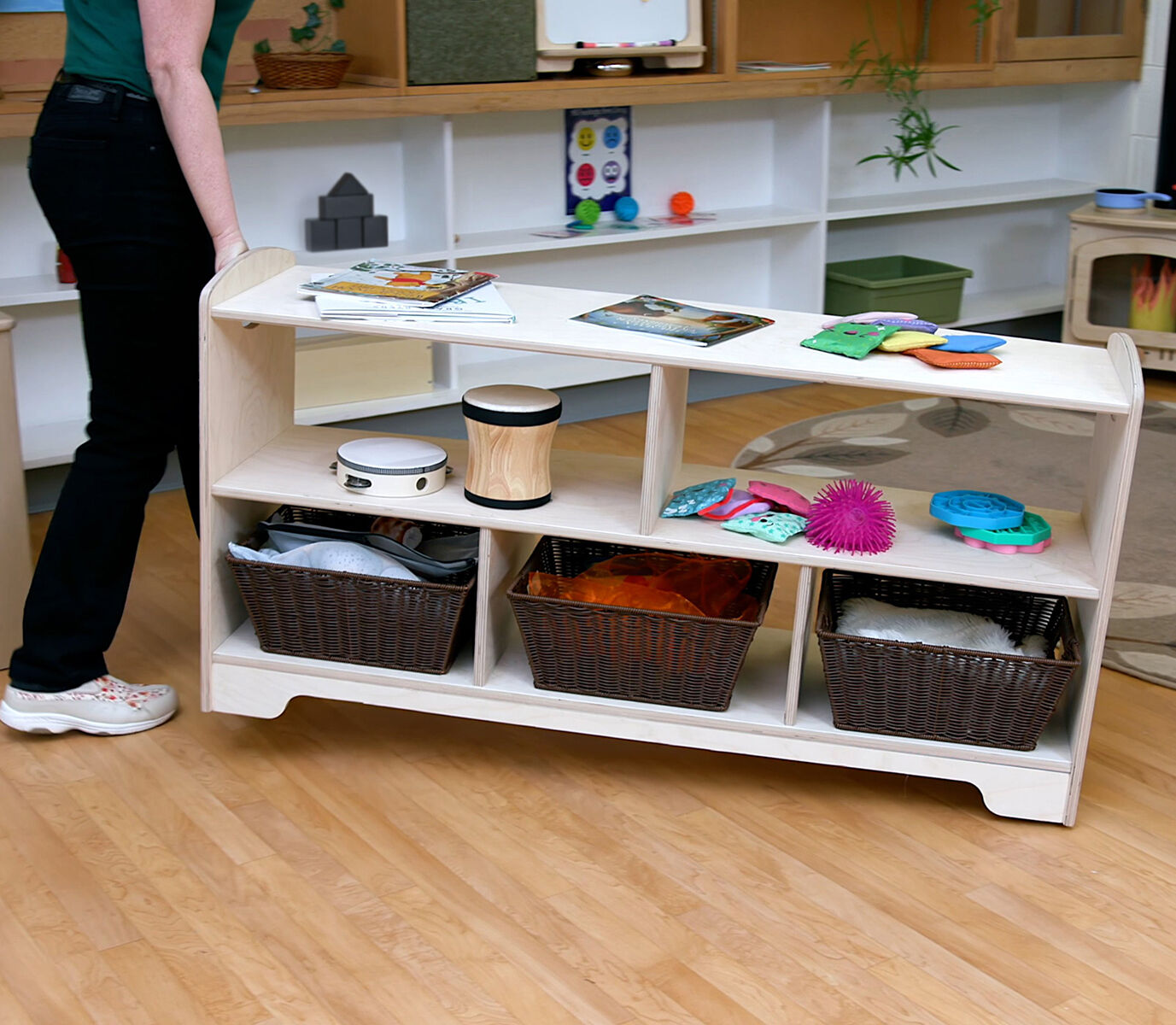 Thumbnail 4Seoras 2-Level Shelf with Casters (Solid Kickplate)