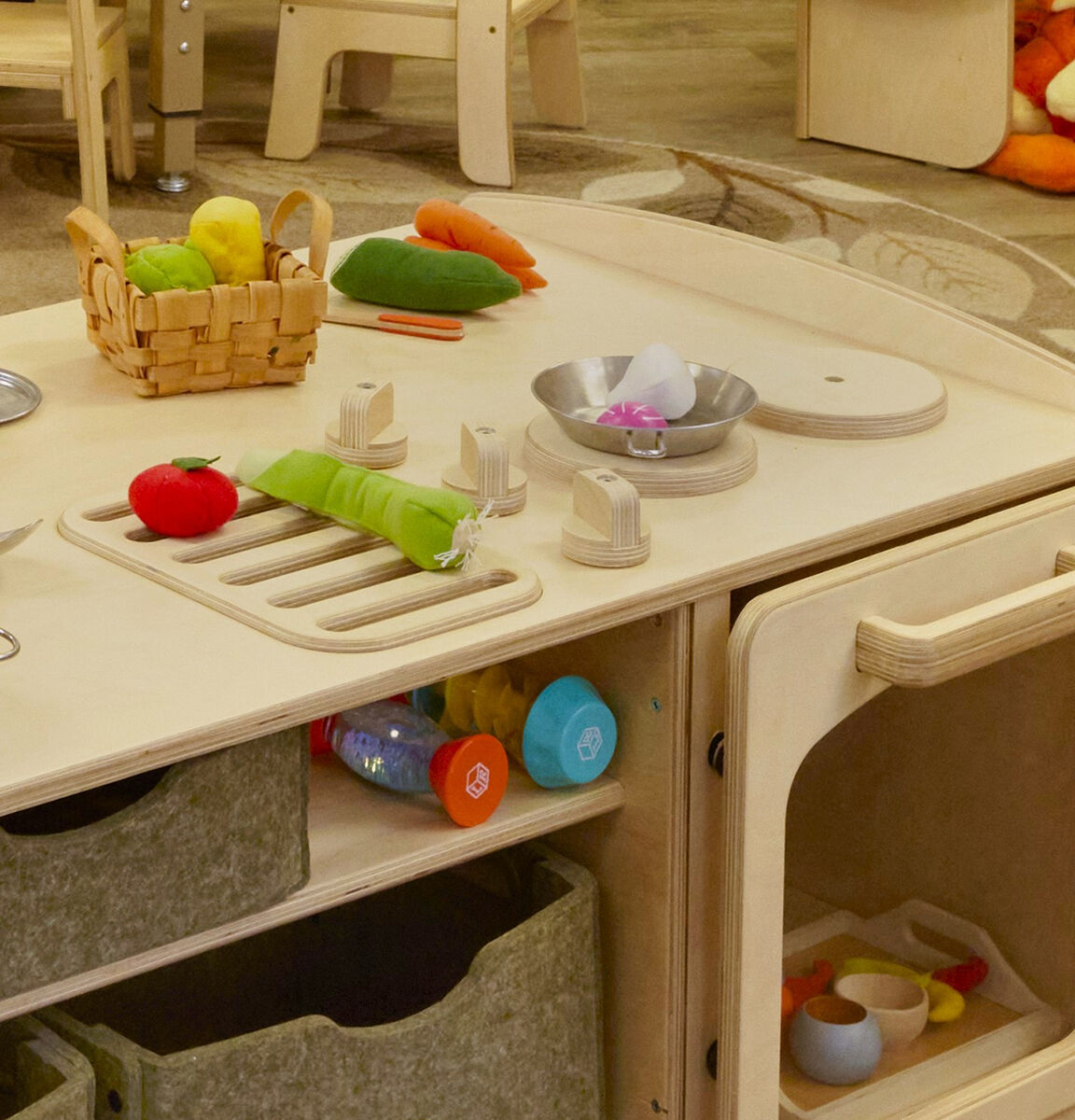 Thumbnail 6Seoras Kitchen Island - Preschool (Solid Kickplate)